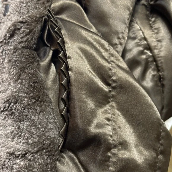 Dennis Basso Faux Fur Jacket Size Large Light Brown Faux Fur Coat with Hood - Picture 6 of 13